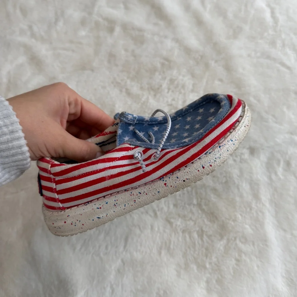 Hey Dude Wally Youth Patriotic Size 11 - Picture 4 of 13